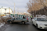 В Саратове водитель легковушки врезался в бетонное ограждение 