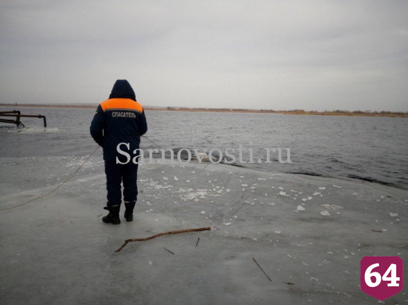 Водолазы вытащили из Волги мертвого дайвера