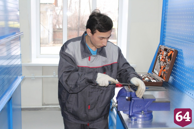 В Саратовской области открылось еще 10 профессиональных мастерских для студентов