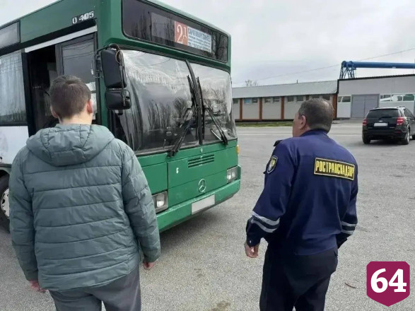 В Саратове на двух автобусных маршрутах нашли нарушения