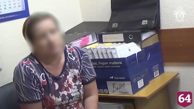 Жительница Саратовской области подмешала трем внукам и дочери яд в пищу