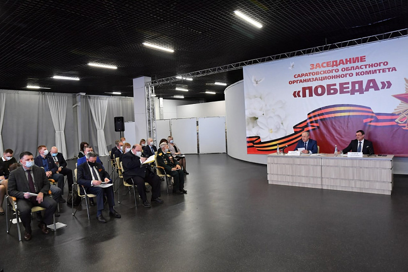 Саратовских ветеранов в День Победы будут сопровождать соцработники
