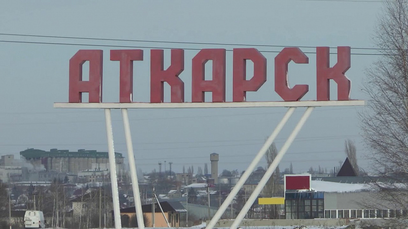 На складе под Саратовом грузовик задавил насмерть мужчину