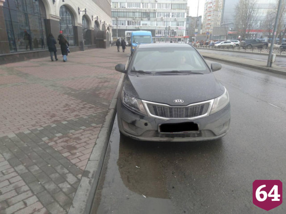Автоледи сбила женщину у ТЦ «Победа Плаза»
