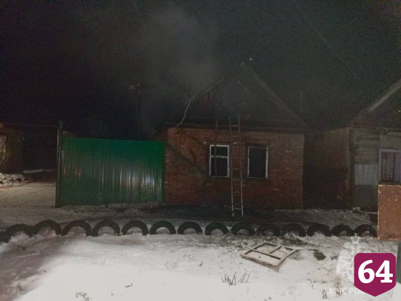 Пожилая женщина погибла на пожаре под Саратовом