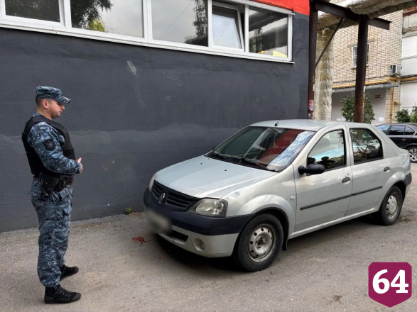 Саратовские приставы арестовали иномарки должников за тепло и воду