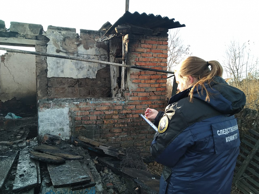 Под Саратовом в сгоревшей квартире нашли труп мужчины