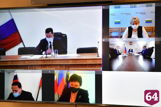 Губернатор потребовал завершить ремонт саратовских дорог за месяц
