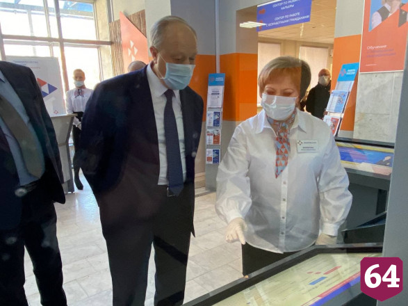 Губернатора возмутили вакансии врачей с низкой зарплатой 