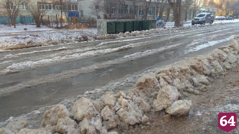 Саратовец рассказал о транспортном коллапсе из-за коммунальной аварии