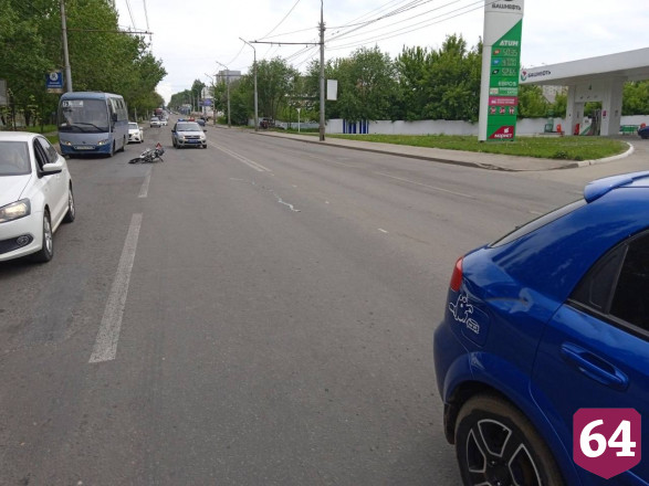 Две девушки на мопеде травмировались в ДТП с иномаркой