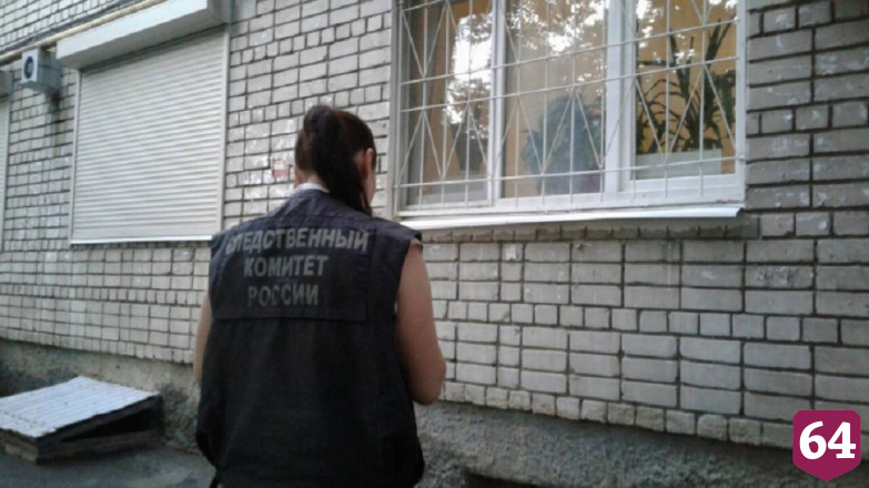 В Саратове годовалый мальчик выпал из окна высотки