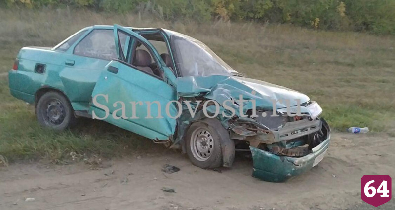 Под Саратовом водителя сбили во время оформления ДТП
