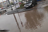 Центральную улицу Энгельса затопили дождевые воды