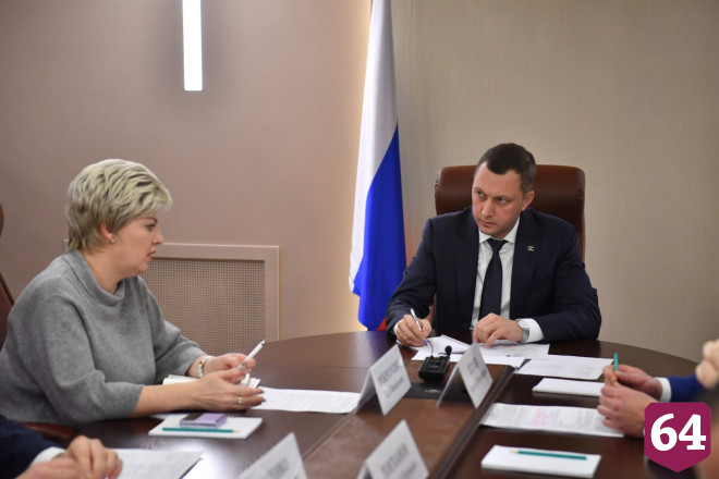 Губернатор раскритиковал власти Саратова и Энгельса за уборку от снега