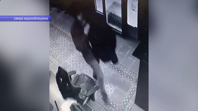 Житель Саратова обворовал компьютерный клуб ради ставок на спорт