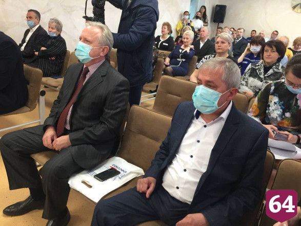 В Саратове наградили лучших работников скорой помощи