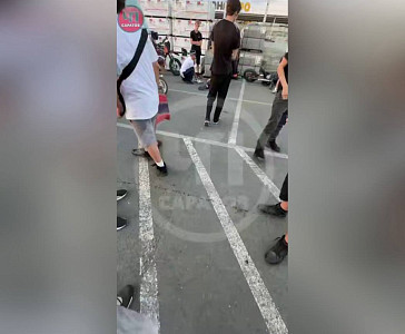 В Саратове водитель питбайка сбил инспектора ДПС