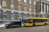 В центре Саратова автобус с пассажирами врезался в иномарку 