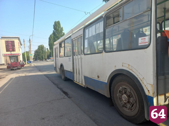 Поездка в троллейбусе закончилась для младенца госпитализацией