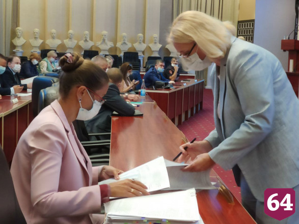 Саратовские школы проверят на соблюдение санитарных норм в пандемию