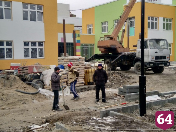  Губернатор потребовал немедленно запустить тепло для продолжения строительства детского сада 