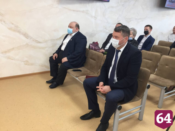 В Саратове наградили лучших работников скорой помощи