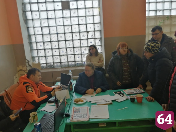 Волонтеры и водолазы продолжают искать 12-летнего Артура