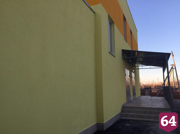 Губернатор оценил новую пристройку к детскому саду в Ершове
