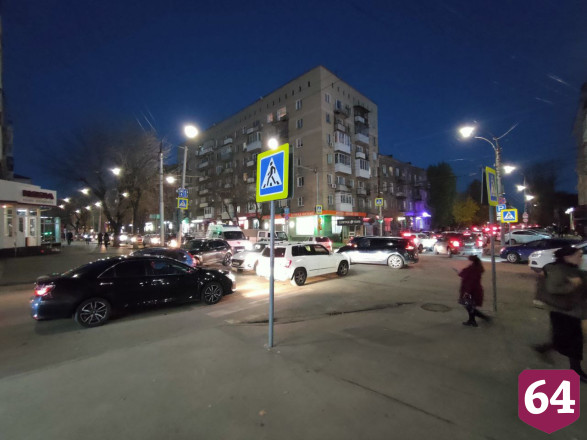 Транспортный коллапс парализовал центр Саратова