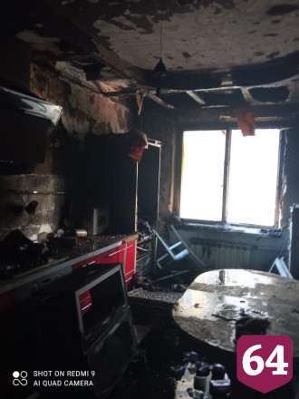 В Саратове из горящей 10-этажки эвакуировали жильцов