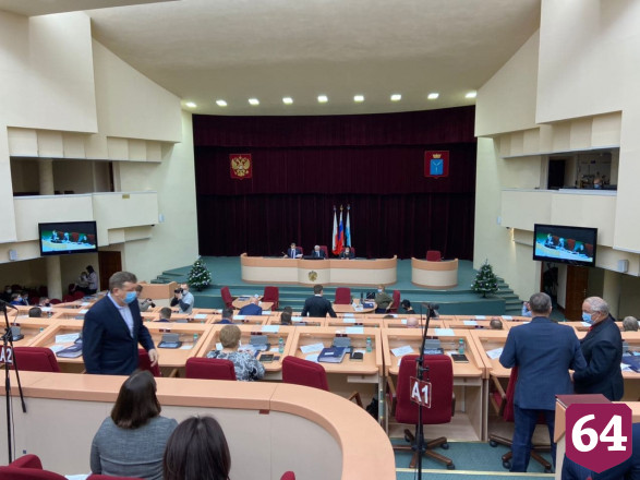 В мэрии Саратова признали проблему загруженных поликлиник 