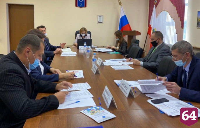 Чиновникам дали мастер-класс по безопасной работе в колодцах