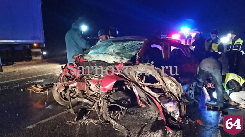 Под Саратовом в ДТП погибли 3 человека
