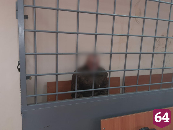 В Саратове бомж избил подругу и бросил умирать в коллекторе