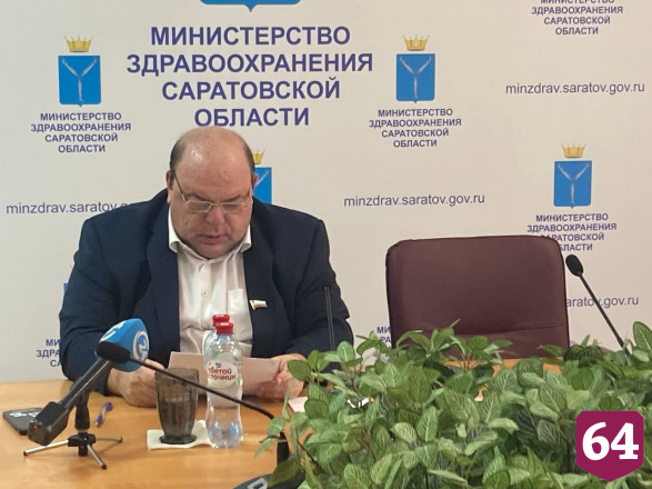 Министр рекомендовал саратовцам назальную вакцину от коронавируса