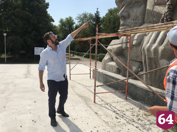 Мемориал под Саратовом реставрируют методом инъецирования