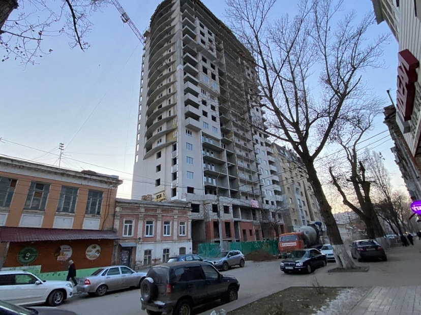 В Саратове перенесли срок сдачи двух долгостроев 