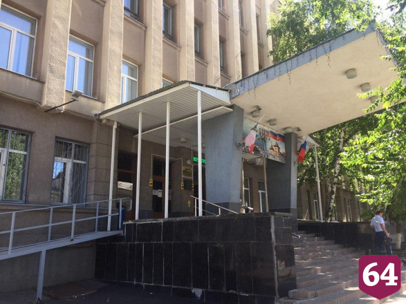 Саратовцы начали голосовать по поправкам в Конституцию с 8 утра
