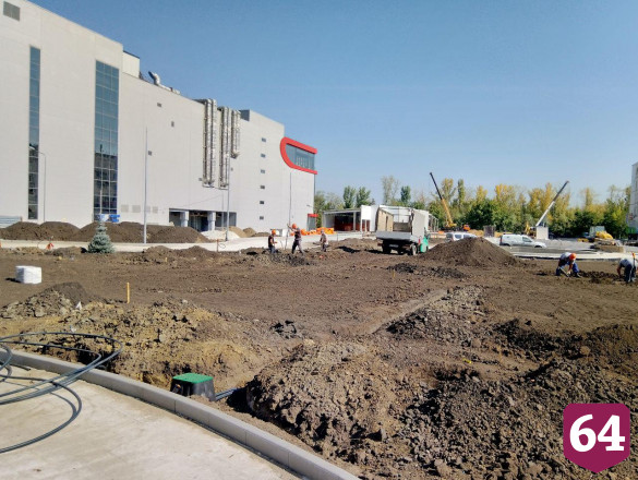 В Саратове озвучили дату открытия парка с бассейнами и катками 