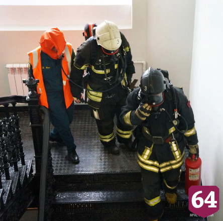 В Саратове пожарные «тушили» здание научной библиотеки