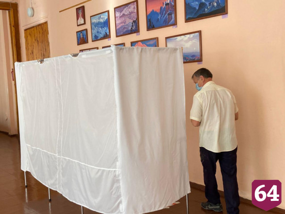 Наблюдатель отметил образцовую организацию довыборов в Саратове 