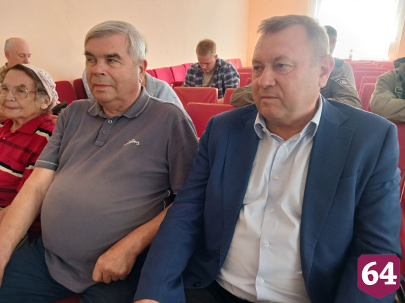 Саратовские рукодельницы сплели насекомых для музея нацпарка