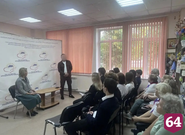 Саратовский боец СВО рассказал школьникам о важности крепкой семьи