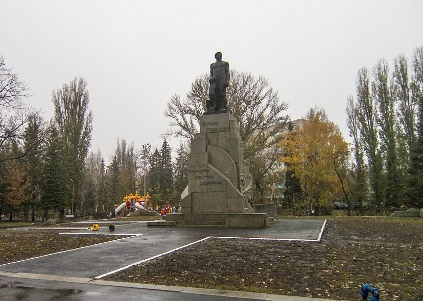 В Саратове за 1,4 миллиона рублей благоустроят сквер