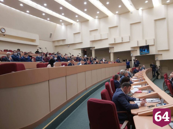 Губернатор выступил с отчетом по итогам работы правительства