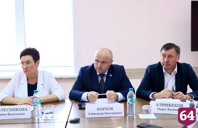 Саратовским пищевикам рекомендовали поднять зарплату работникам 