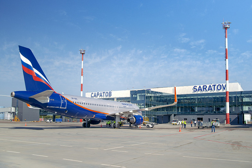 Саратовский аэропорт работал с ограничениями