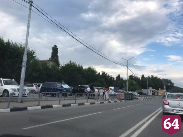 Саратовцы на самоизоляции вновь устроили дискотеку в Затоне
