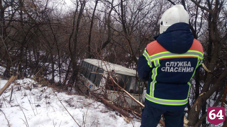 Возбуждено дело по аварии с автобусом под Саратовом